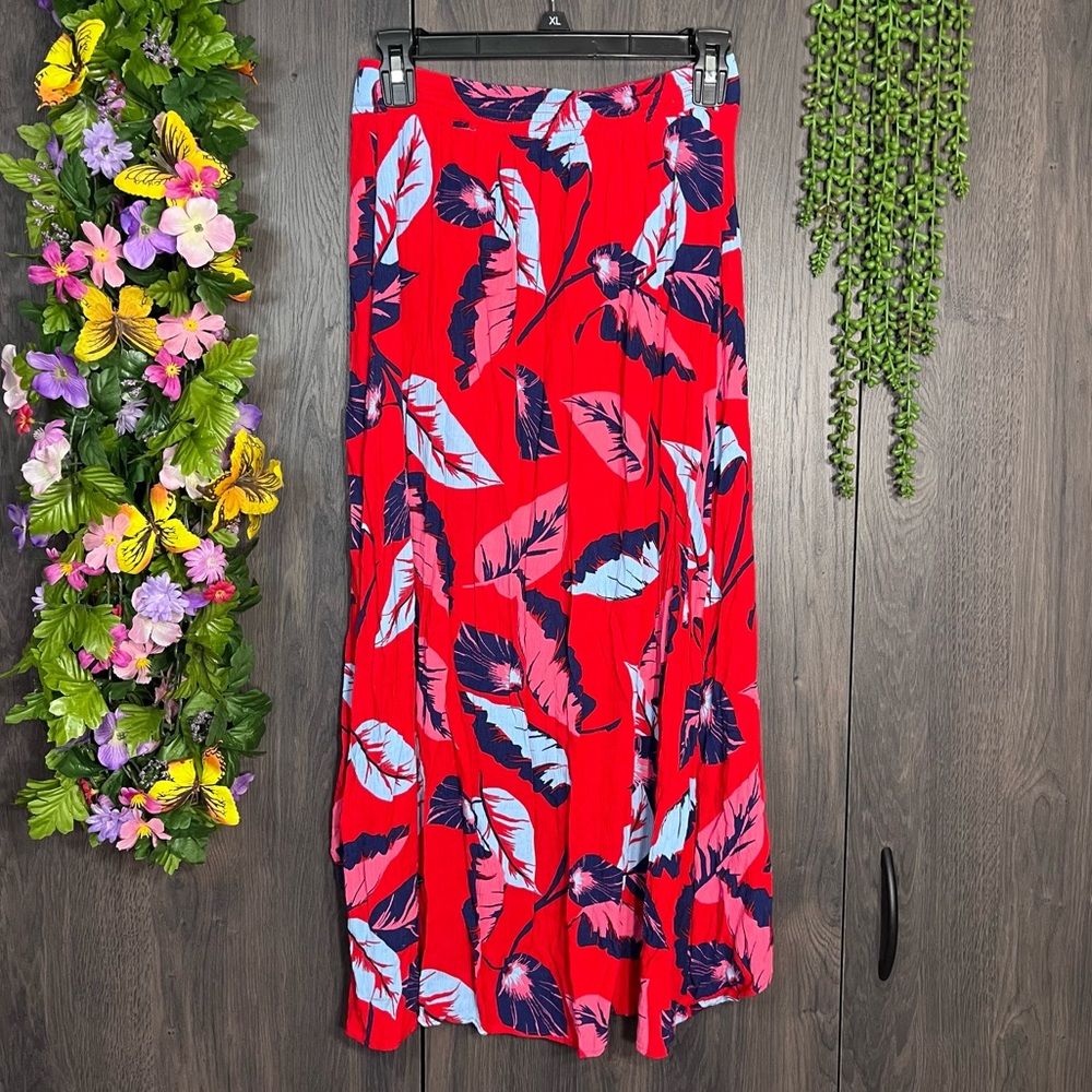 1 NWOT Express Floral Printed Maxi Skirt Size XS